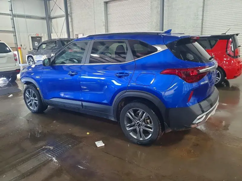 2023 KIA SELTOS S  