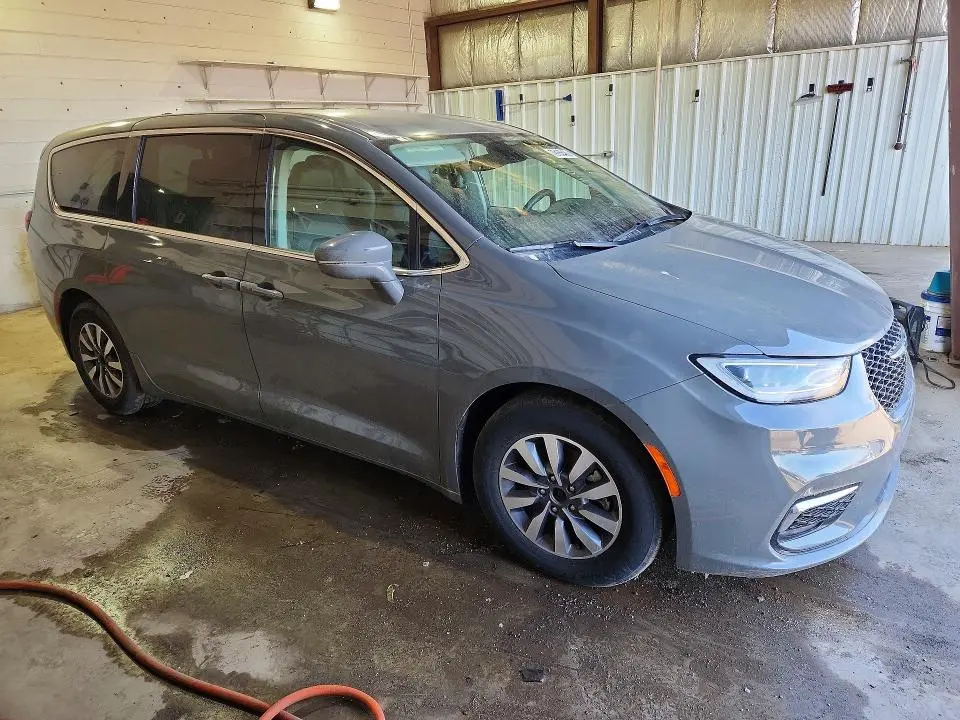 2022 CHRYSLER PACIFICA HYBRID TOURING L  