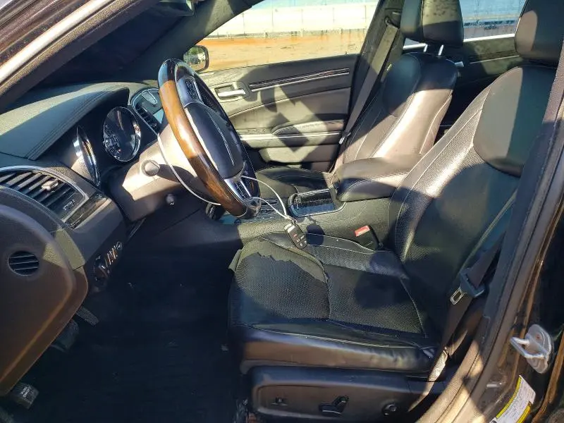 2011 CHRYSLER 300C   