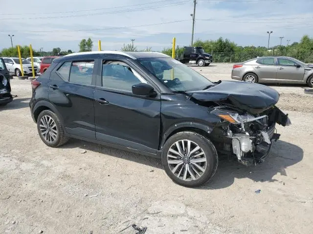 2022 NISSAN KICKS SV  