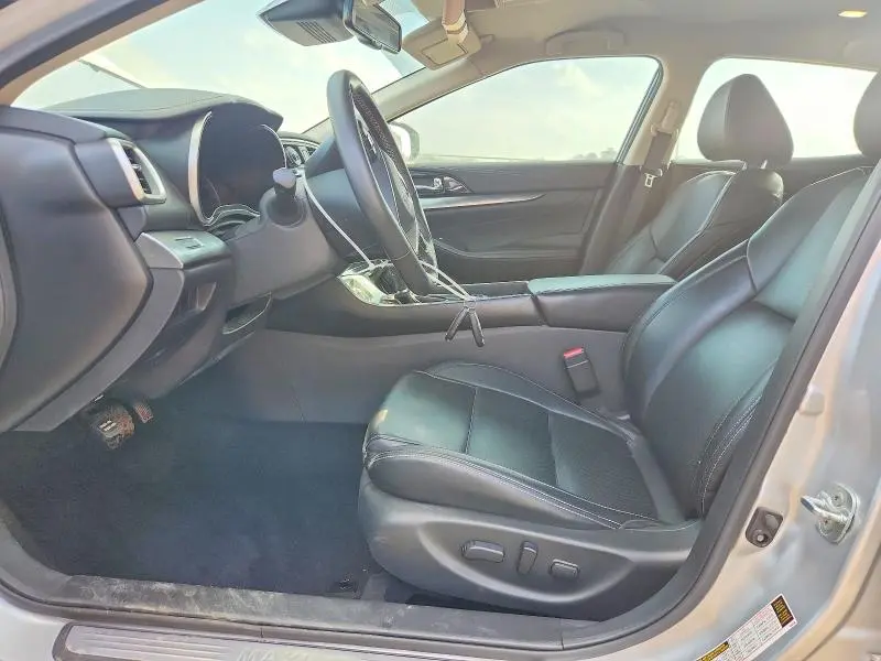 2021 NISSAN MAXIMA SV  