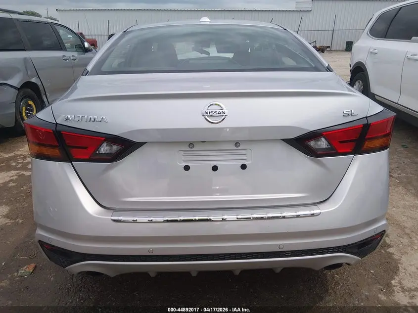 2022 NISSAN ALTIMA SL FWD