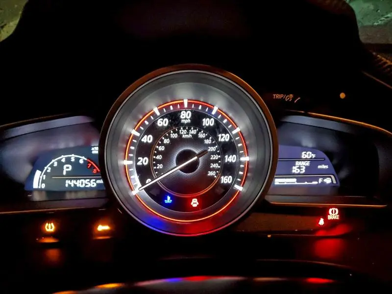 2015 MAZDA 3 TOURING  