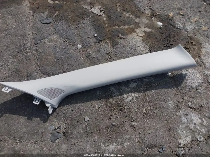 2023 NISSAN KICKS S XTRONIC CVT