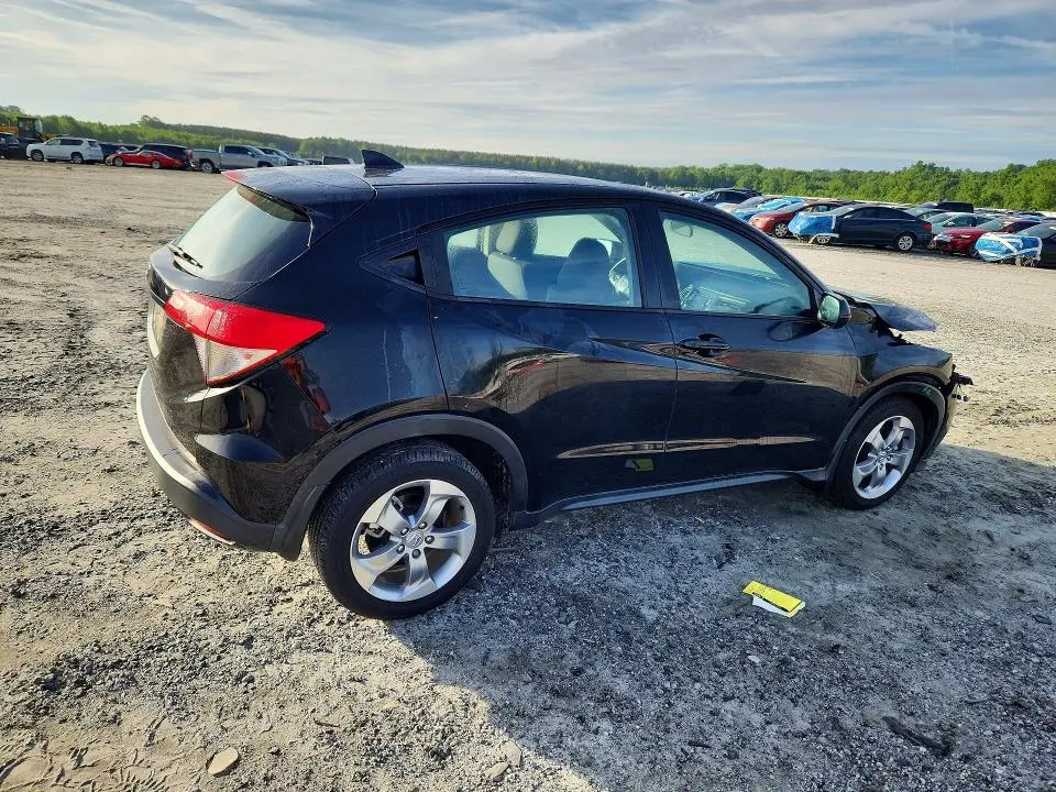 2021 HONDA HR-V LX  
