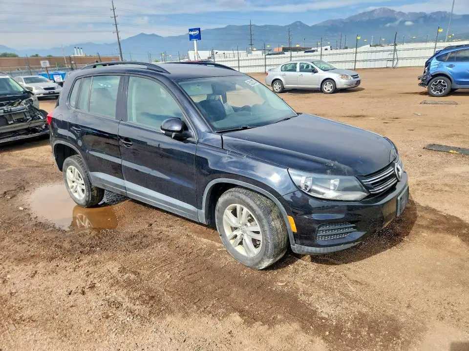 2016 VOLKSWAGEN TIGUAN S  