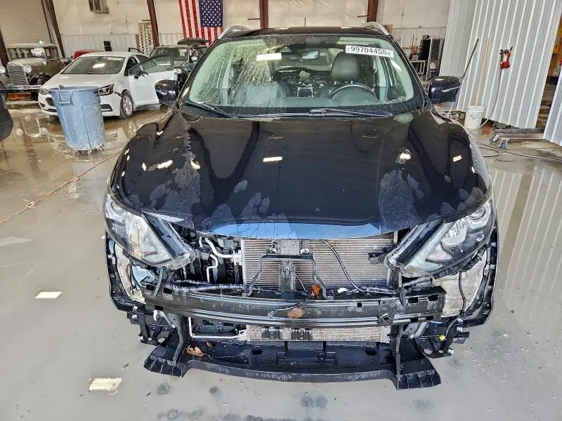 2017 NISSAN ROGUE SPORT S  