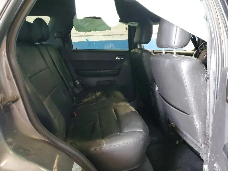 2011 FORD ESCAPE LIMITED  