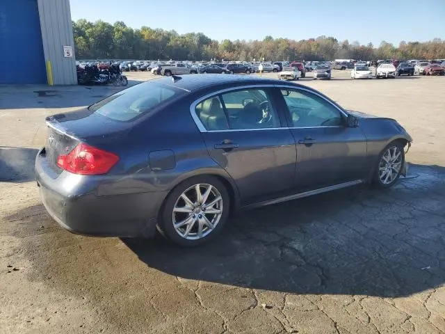 2011 INFINITI G37   