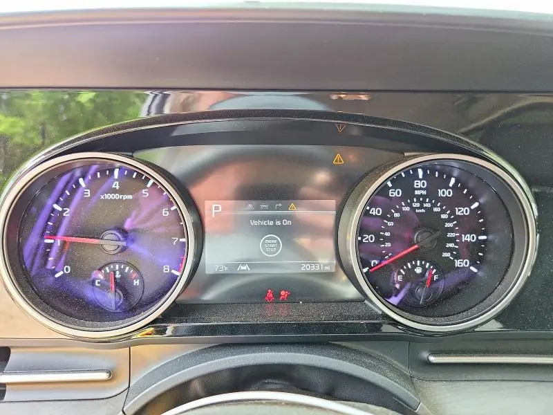 2024 KIA CARNIVAL EX  
