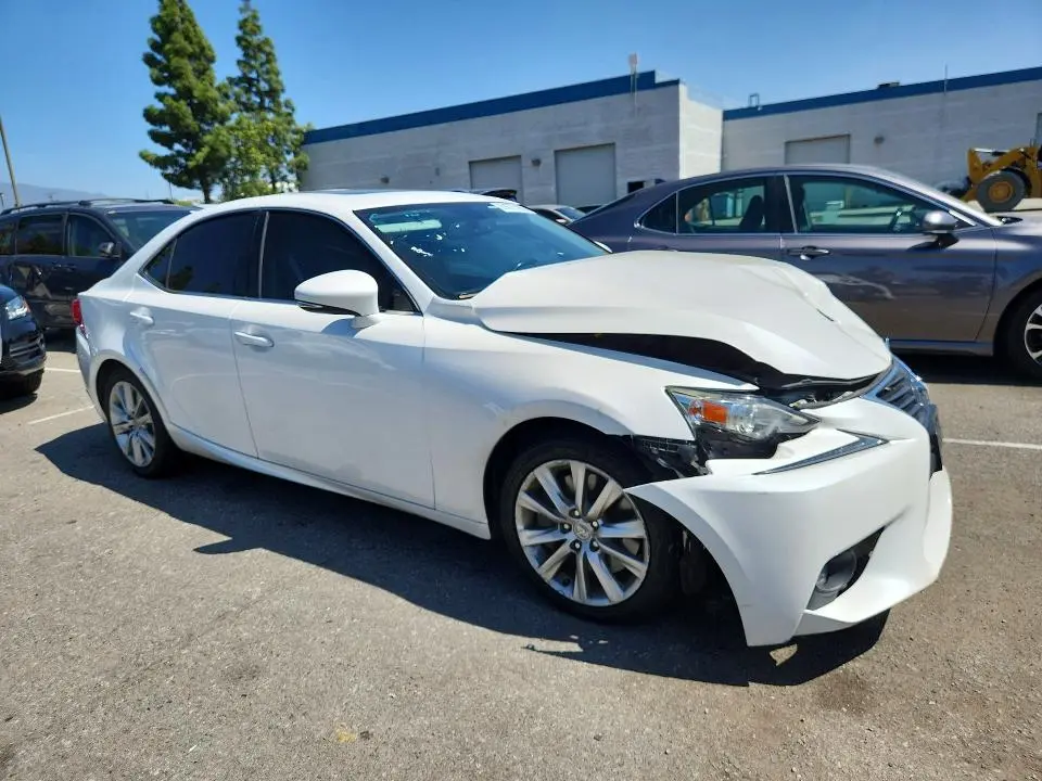 2016 LEXUS IS 200T  