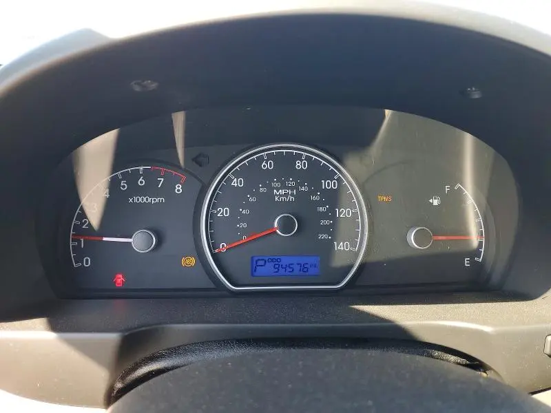 2010 HYUNDAI ELANTRA GLS  