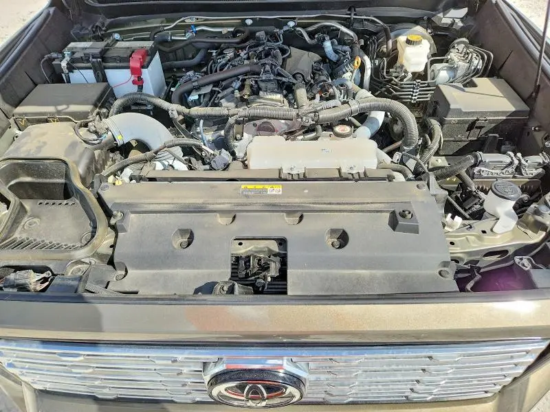 2025 TOYOTA TACOMA LIMITED  