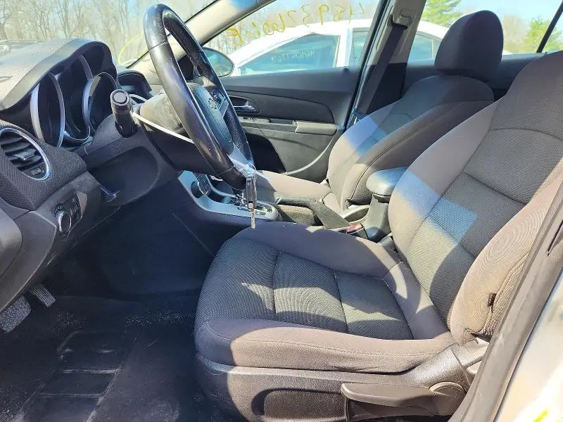 2013 CHEVROLET CRUZE LT  