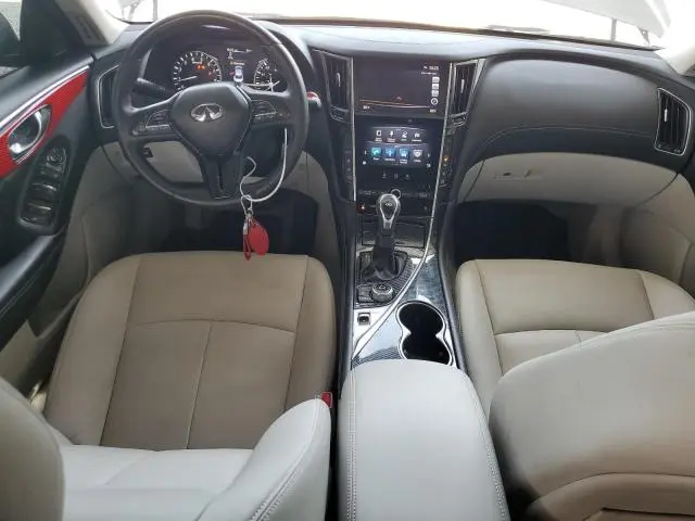 2018 INFINITI Q50 LUXE  
