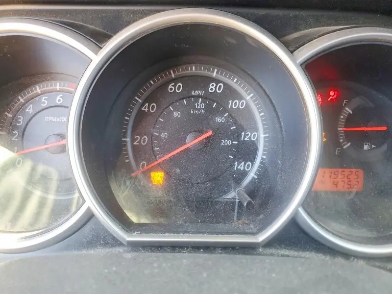 2011 NISSAN VERSA 1.8 S  