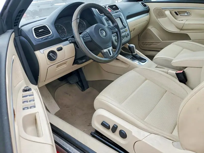 2013 VOLKSWAGEN EOS KOMFORT  