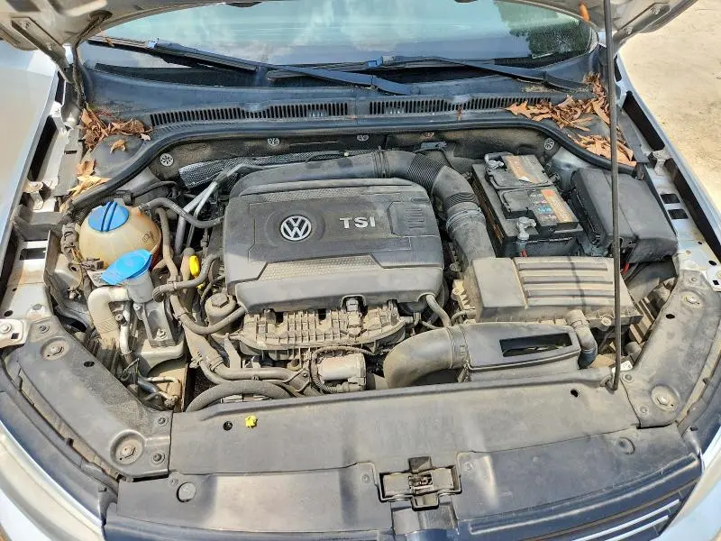 2014 VOLKSWAGEN JETTA SE  