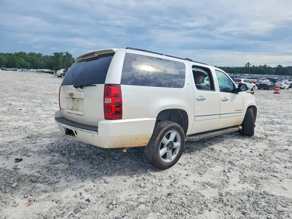2013 CHEVROLET SUBURBAN C1500 LTZ  