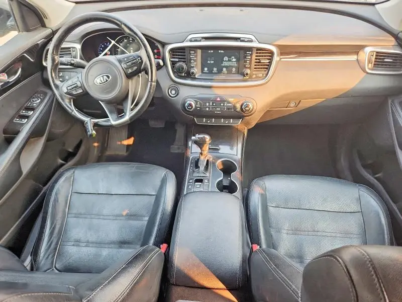 2017 KIA SORENTO EX  