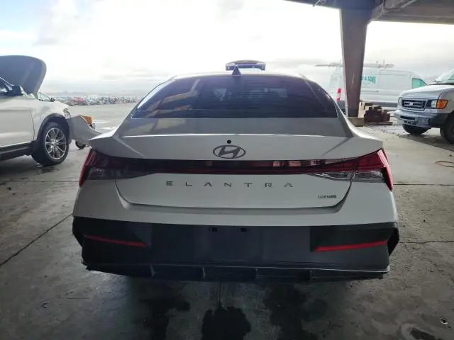 2024 HYUNDAI ELANTRA BLUE  