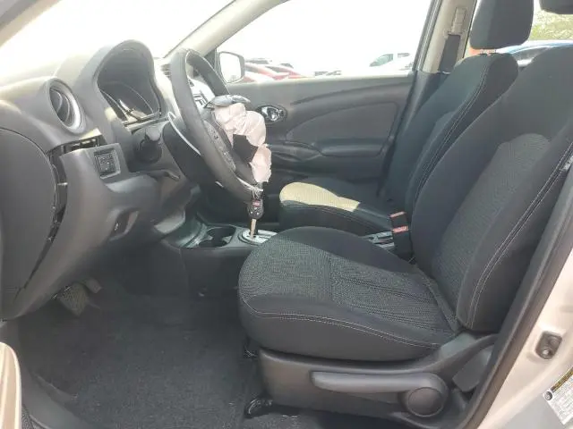 2015 NISSAN VERSA S  