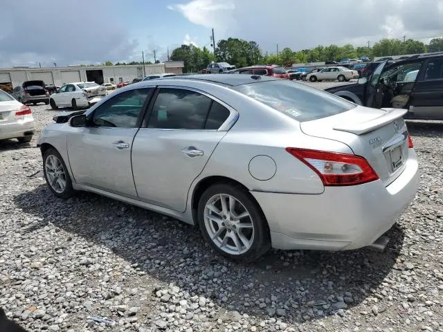 2010 NISSAN MAXIMA S  