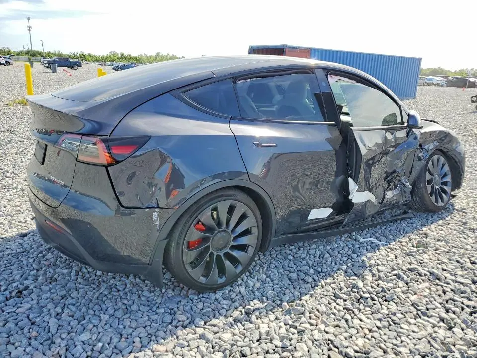 2024 TESLA MODEL Y   