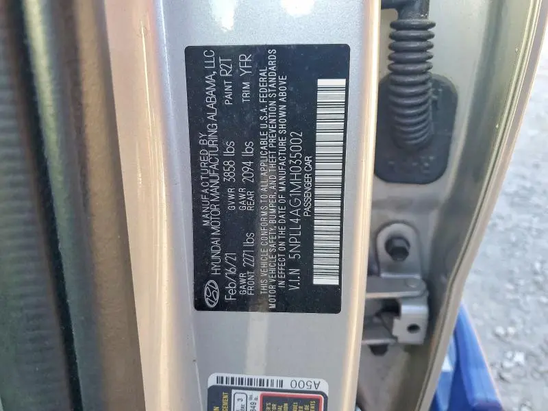2021 HYUNDAI ELANTRA SE  