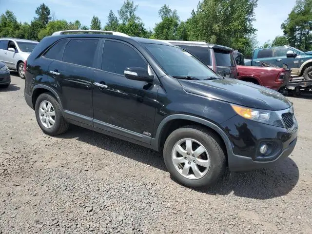 2013 KIA SORENTO LX  