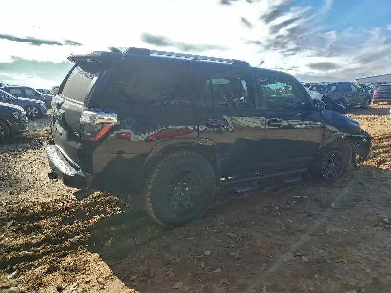 2022 TOYOTA 4RUNNER SR5/SR5 PREMIUM  