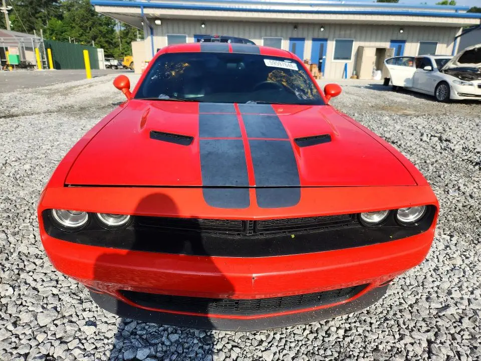 2016 DODGE CHALLENGER SXT  