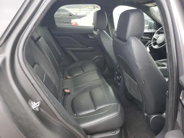 2017 JAGUAR F-PACE R - SPORT  