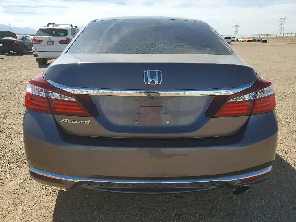 2017 HONDA ACCORD LX  