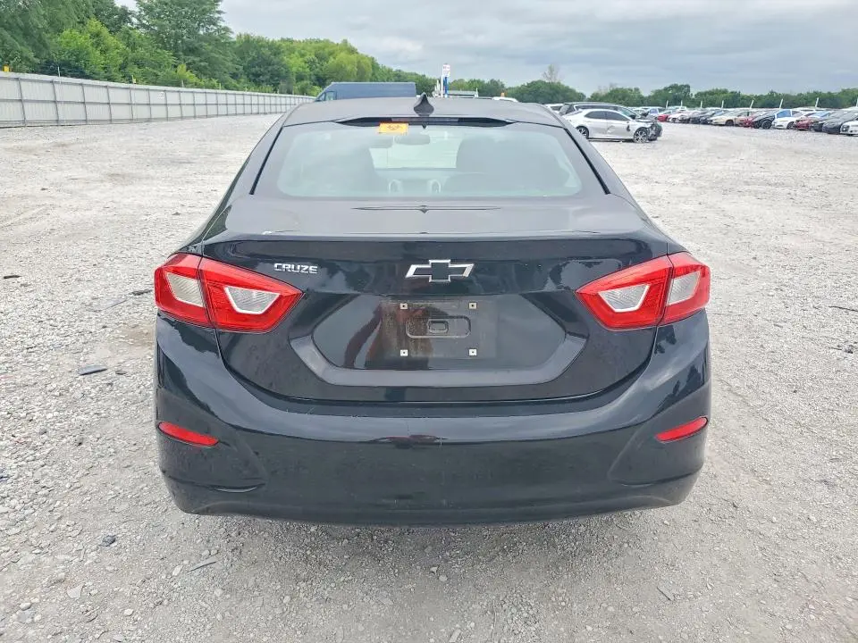 2018 CHEVROLET CRUZE LS  