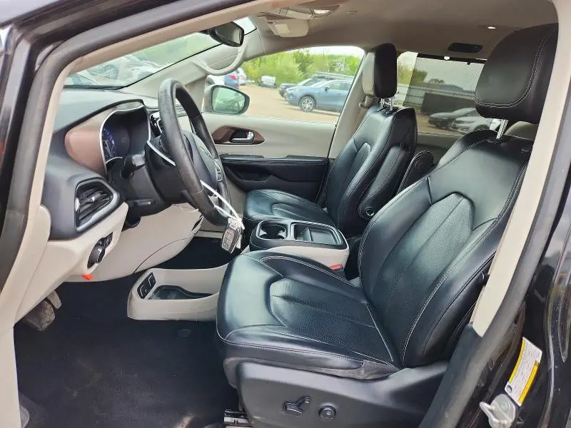 2020 CHRYSLER VOYAGER LXI  