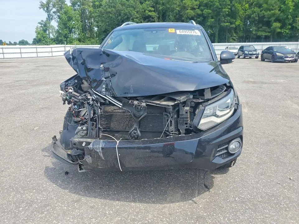2014 VOLKSWAGEN TIGUAN S  