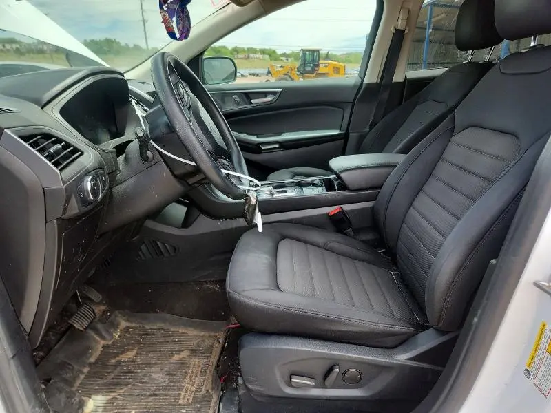 2020 FORD EDGE SE  