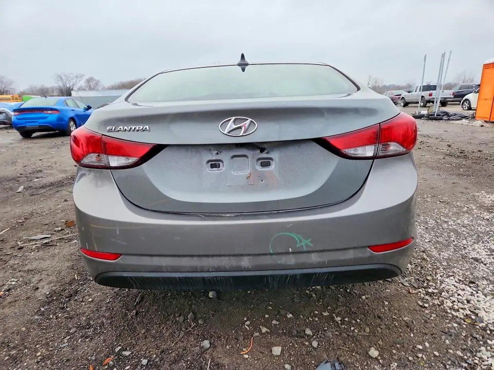 2014 HYUNDAI ELANTRA SE  