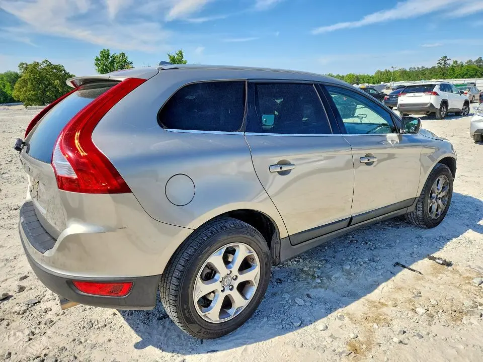 2013 VOLVO XC60 3.2  