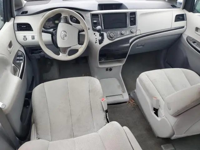 2014 TOYOTA SIENNA   