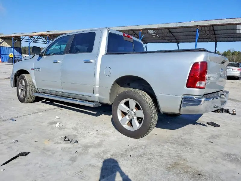 2015 RAM 1500 SLT  