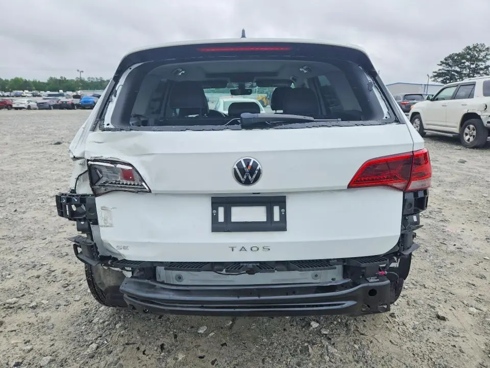 2024 VOLKSWAGEN TAOS SE  