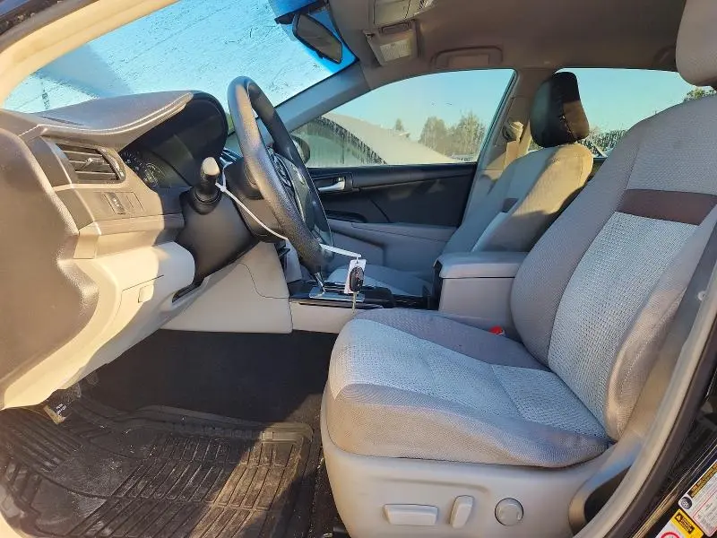 2013 TOYOTA CAMRY LE  