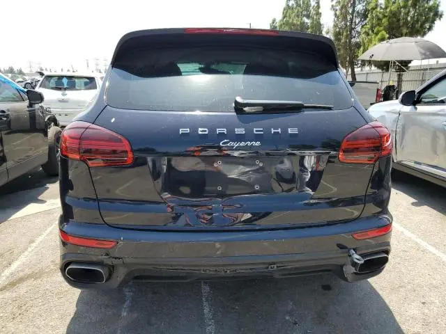 2016 PORSCHE CAYENNE   