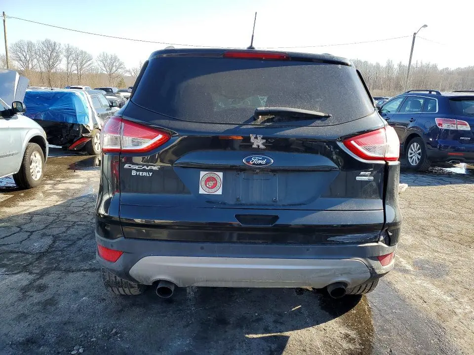 2015 FORD ESCAPE SE  