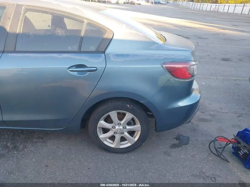 2011 MAZDA MAZDA3 I TOURING