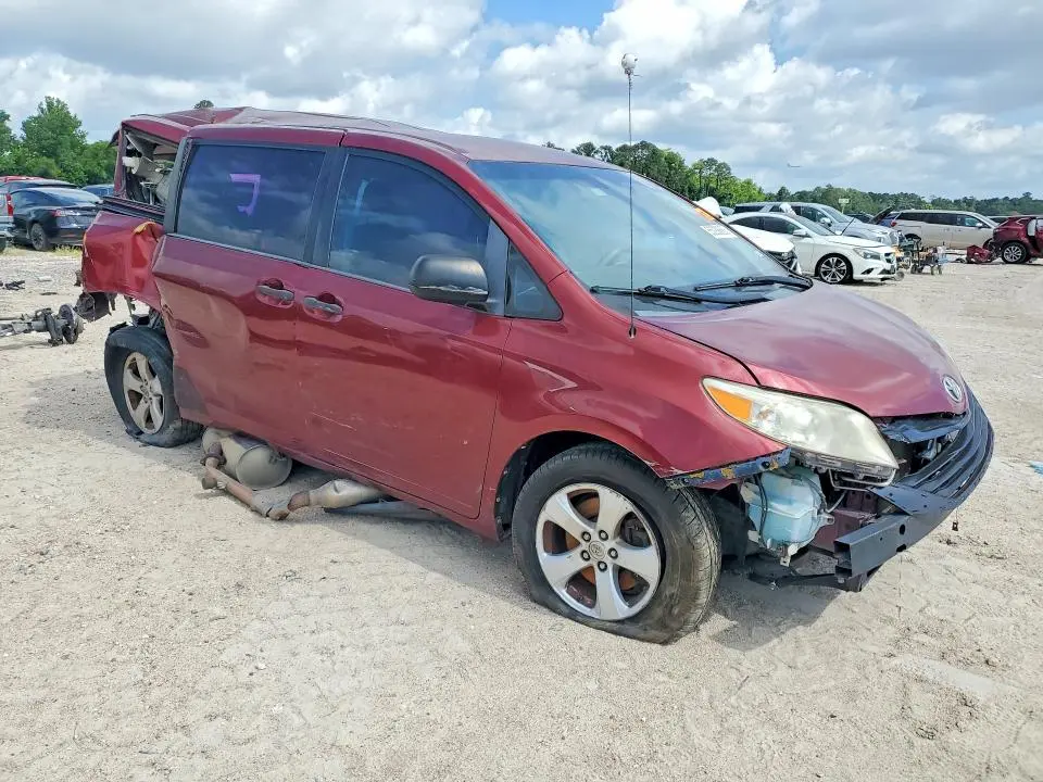 2013 TOYOTA SIENNA L 7-PASSENGER  