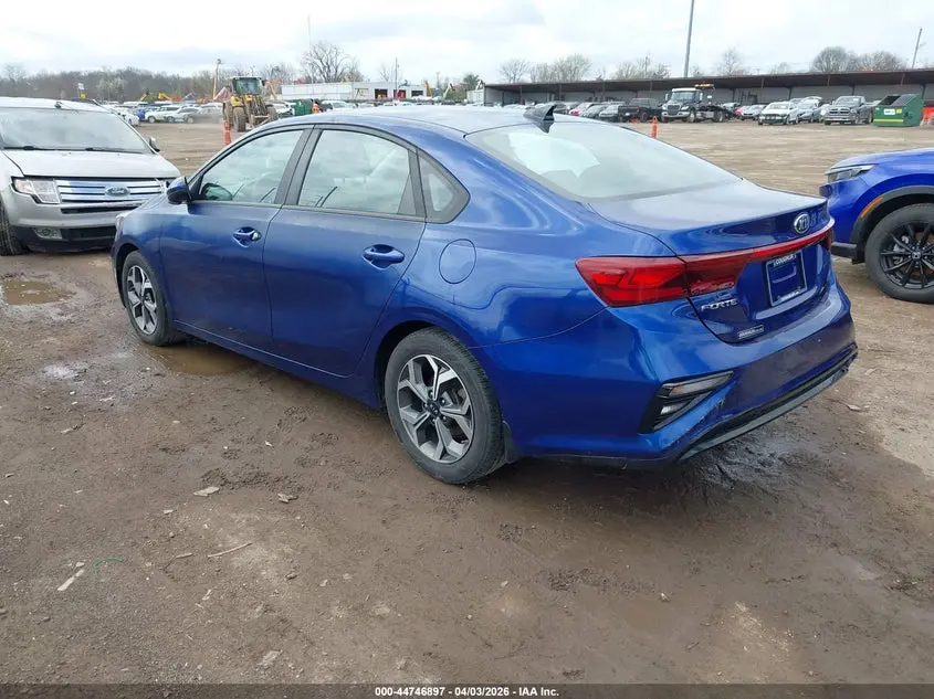 2019 KIA FORTE LXS