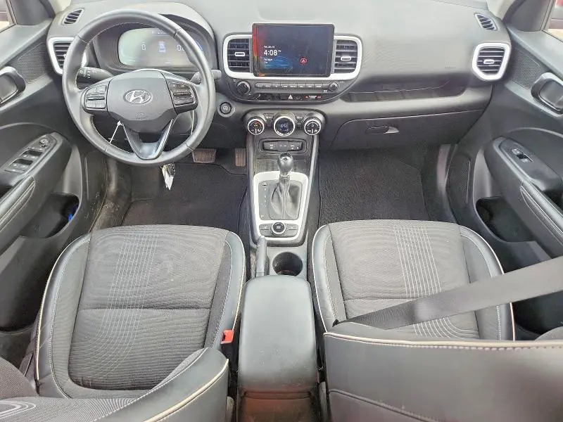 2024 HYUNDAI VENUE LIMITED  